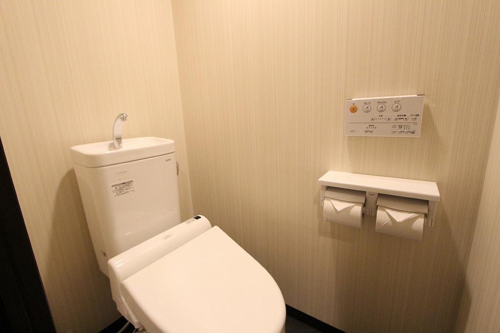 โรงแรมไลฟ์แมกซ์ นิฮมบะชิ ฮาโกะซะกิ โตเกียว ภายนอก รูปภาพ